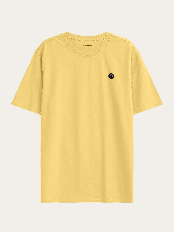 Regular fit Badge t-shirt - Misted Yellow