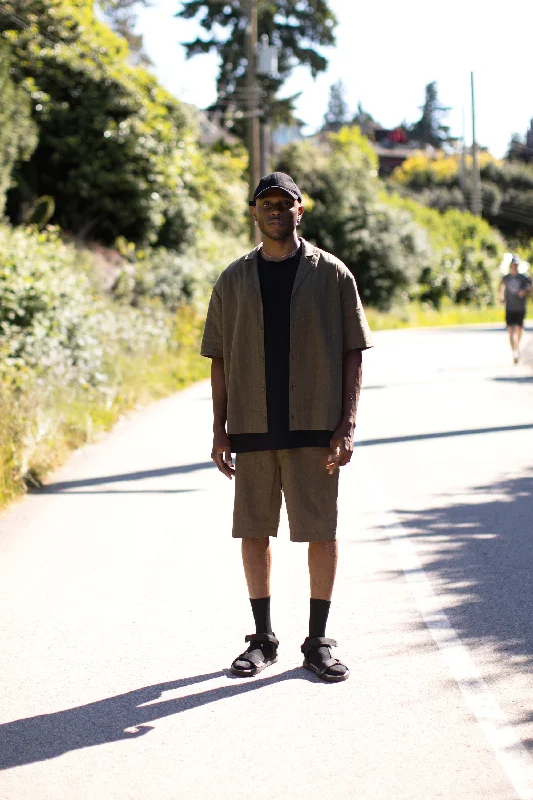 STRIPED LINEN SHORTS